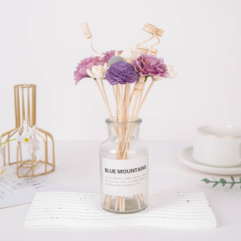 Rattanstäbchen und Sola-Blumen – Home One Bathroom Bewertung und Preis